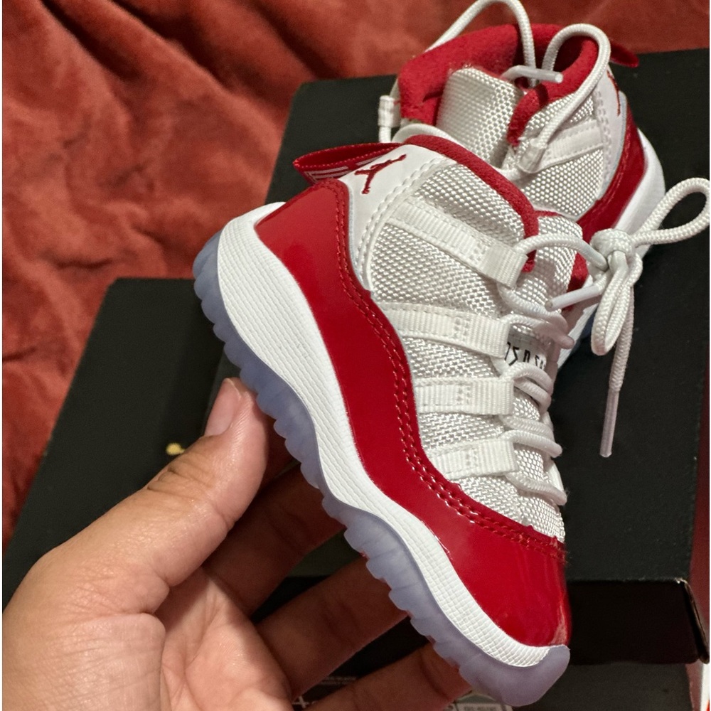 4c Cherry 11’s